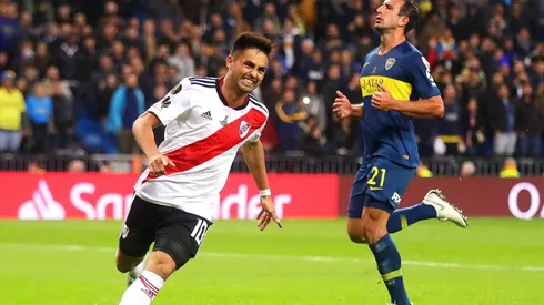 Allí, los futbolistas que estaban en el banco de River empezaron a abrazarse.