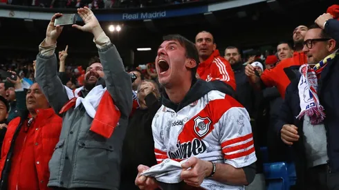 Miles de hinchas acompañaron a River en su primer partido oficial en Europa. (FOTO: Getty)