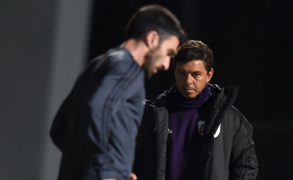 El Muñeco está atento al día a día de Scocco.