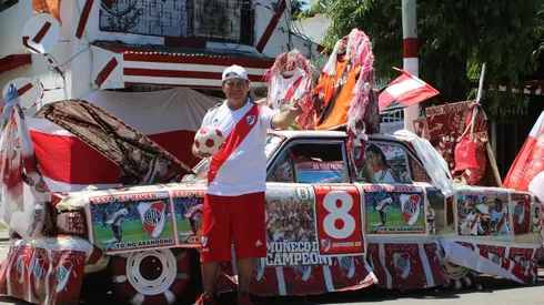 El Rivermóvil del Tucu, enfermo de River.