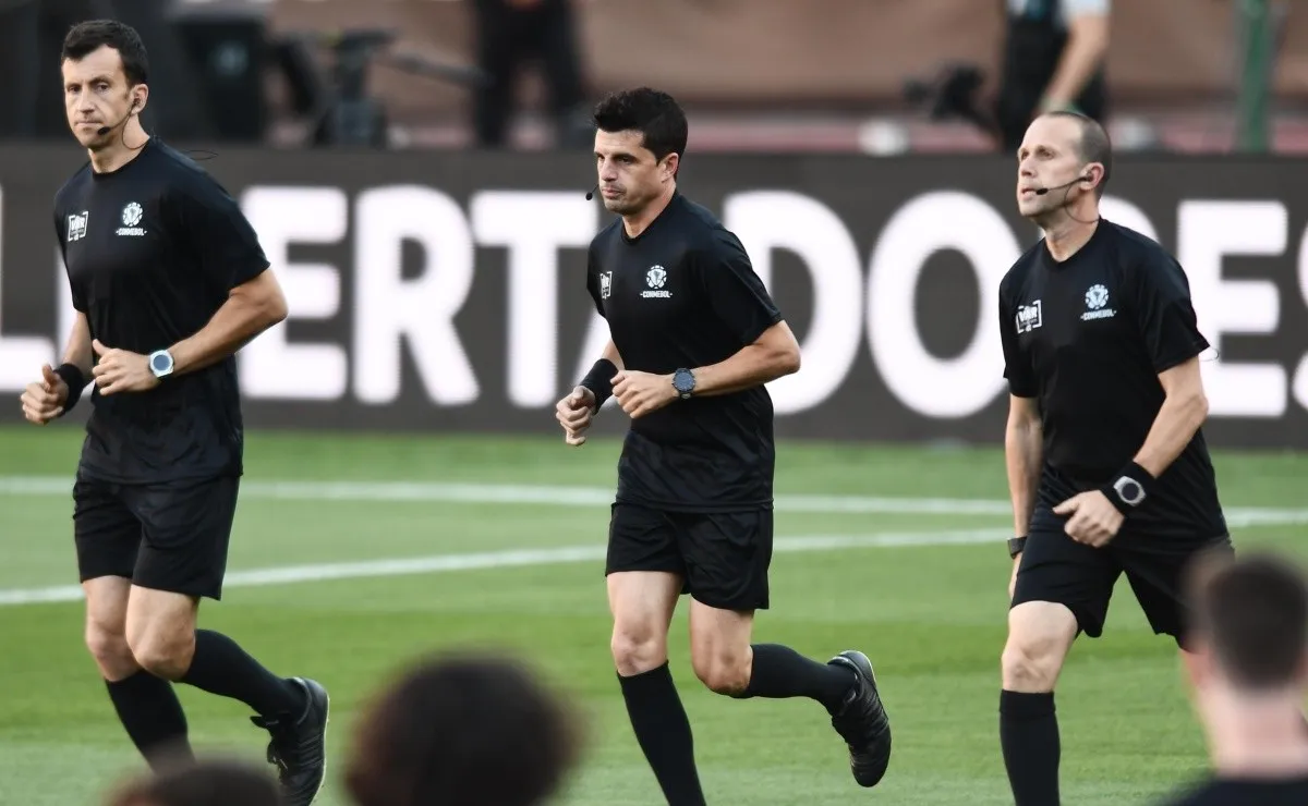 Andrés Cunha es el juez designado para el partido final entre River y Boca.