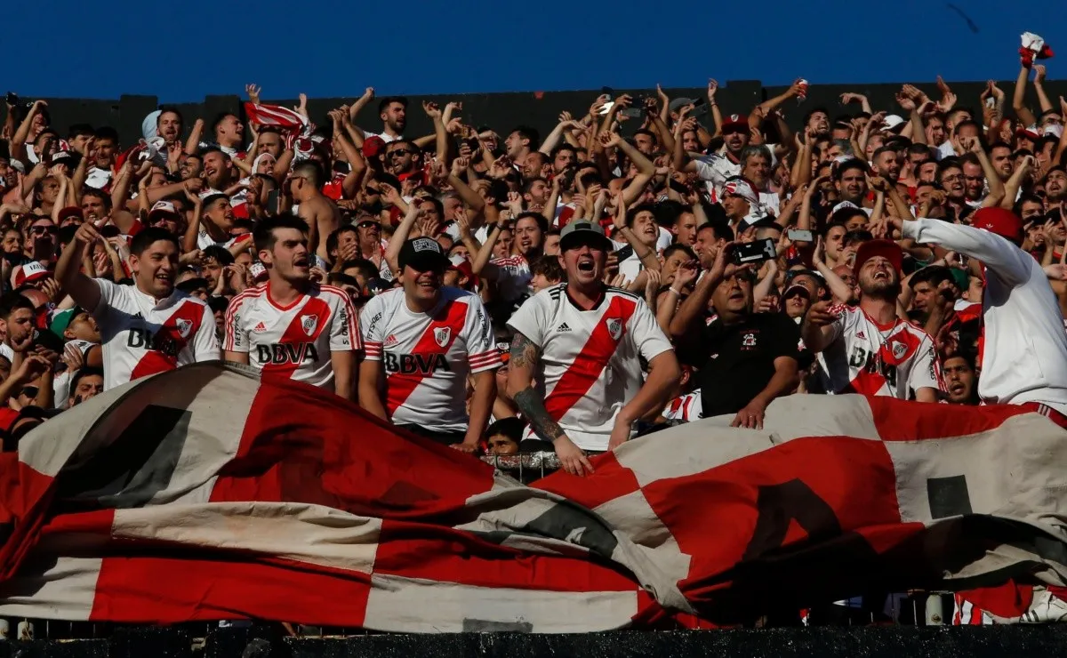 Los hinchas protestarán contra la Conmebol y la FIFA.