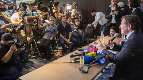 Alejandro Domínguez, presidente de Conmebol, fue el encargado de dar cada comunicación.
