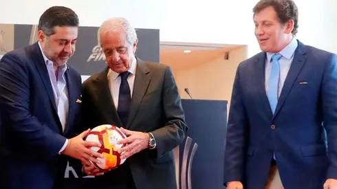 Angelici, D'Onofrio y Domínguez definirán el futuro de la final de Copa.