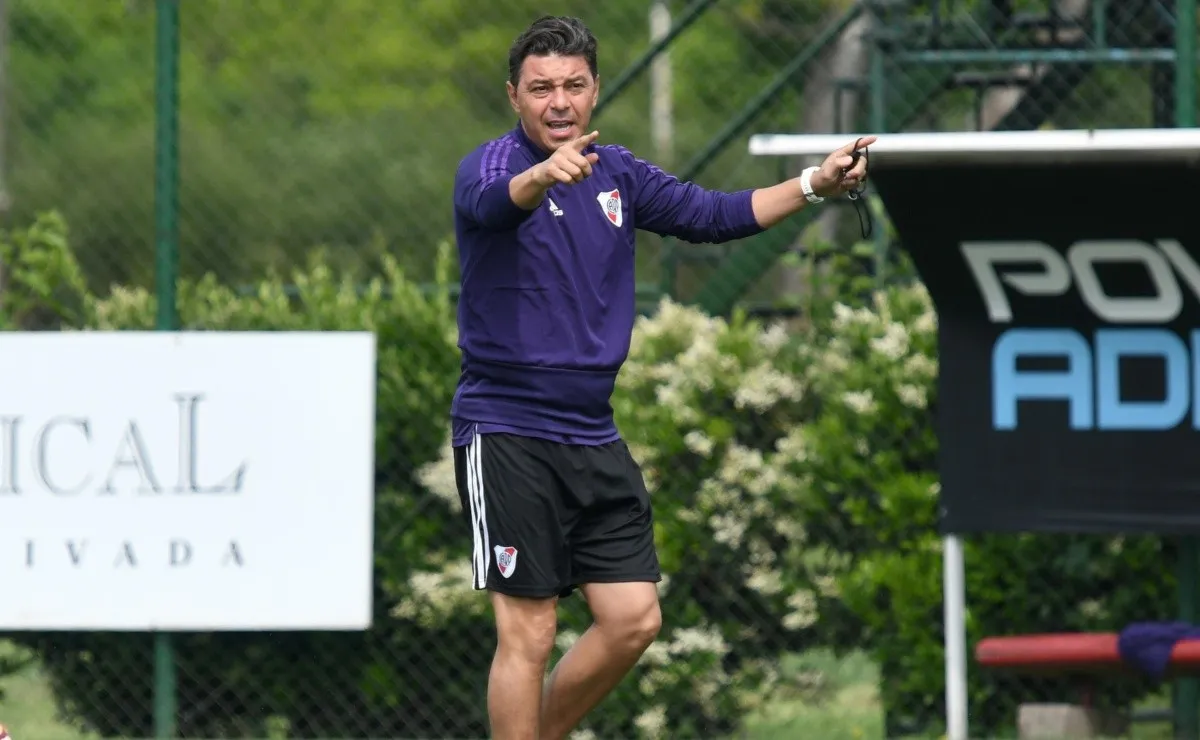 Marcelo Gallardo llevará 21 jugadores a Mar del Plata.