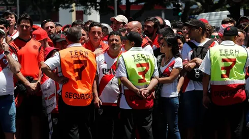 Varias personalidades destacadas manifestaron su postura luego de la nueva postergación del River-Boca.