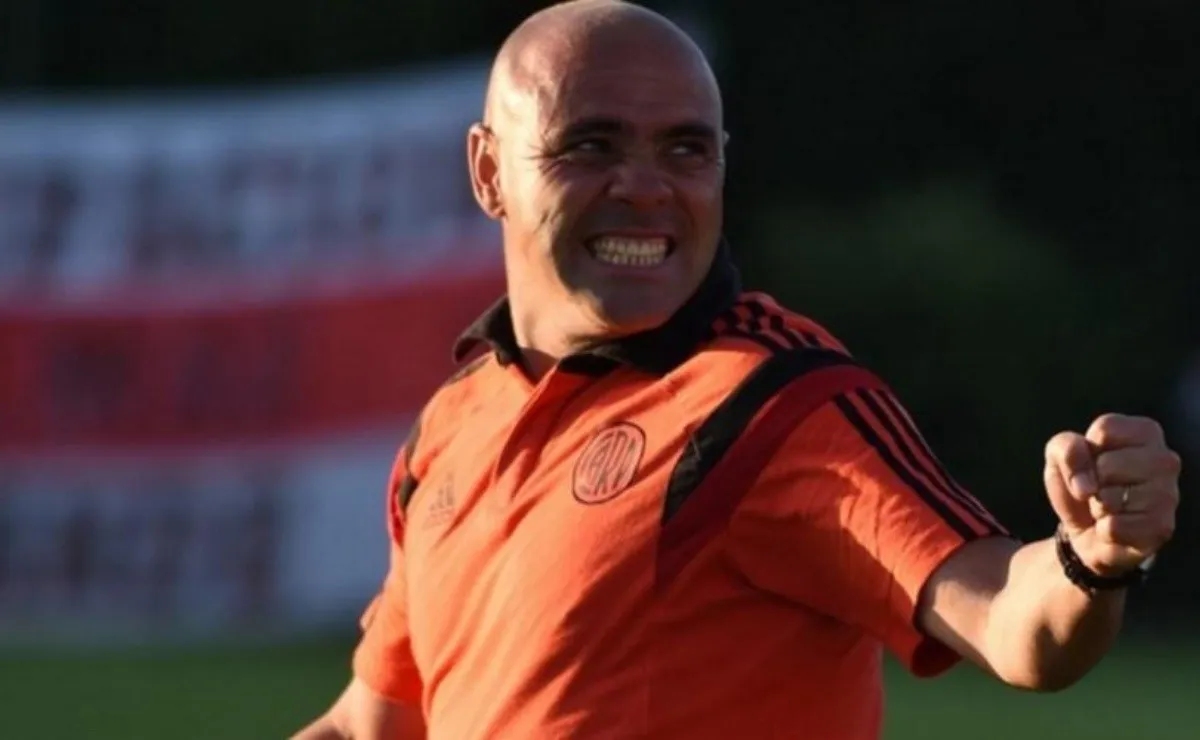 El entrenador de la Reserva de River pasó por LPM TV.