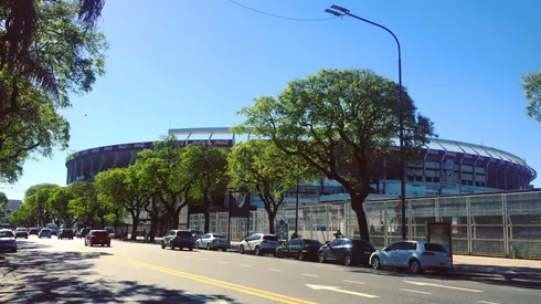 Alertan por robos a hinchas en la zona del Monumental