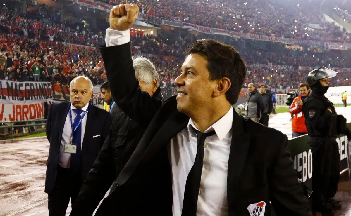 Gallardo y los hinchas, una comunión que no tiene fin.