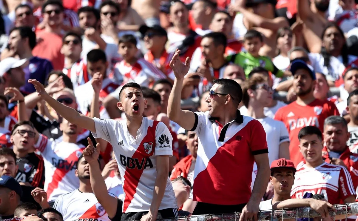Los hinchas de River agotaron las populares para la semifinal ante Gimnasia de La Plata.