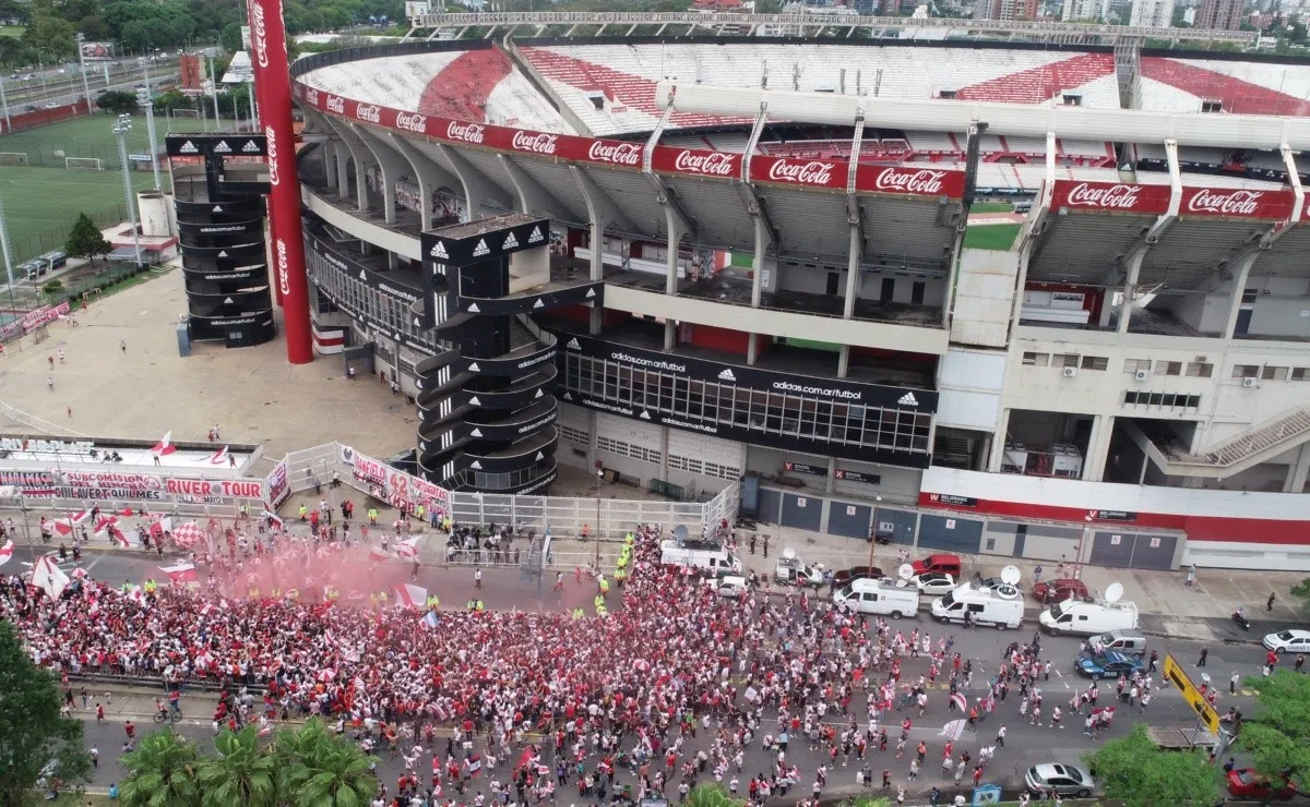 Los fanáticos de River fueron convocados por la Subcomisión del Hincha