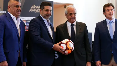 El domingo a las 11am será el cónclave para definir si se juega el partido.