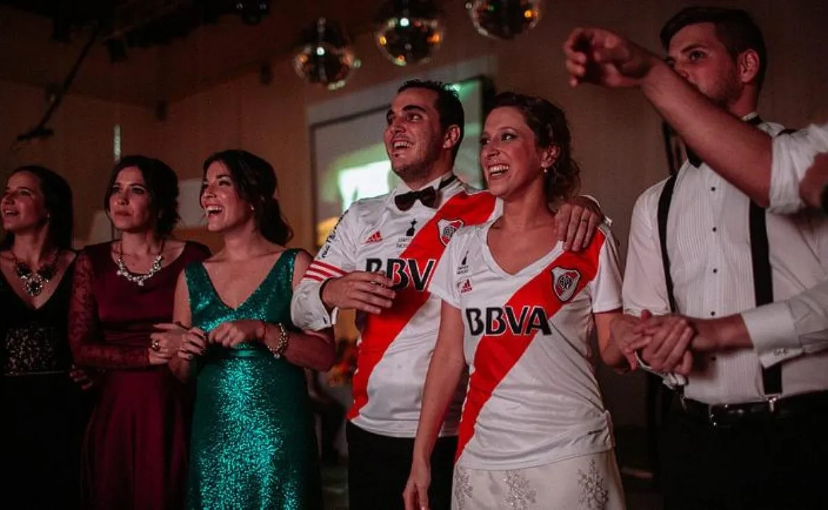 Los casamientos o eventos importantes quedarán opacados por la final de la Copa.