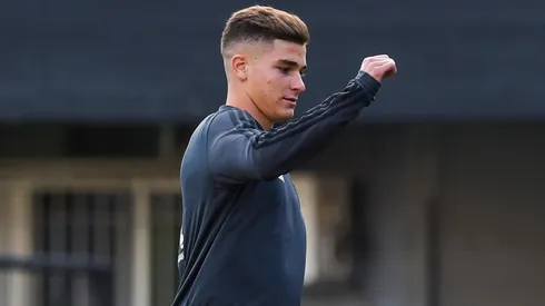 Julián Álvarez podría jugar desde el arranque.