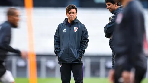 Gallardo piensa en el equipo ante Boca, Biscay sabe que deberá dirigirlo.