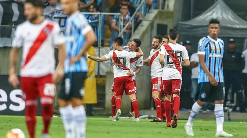 El abrazo de gol riverplatense se reprodujo en todos lados donde hubo un hincha de River.
