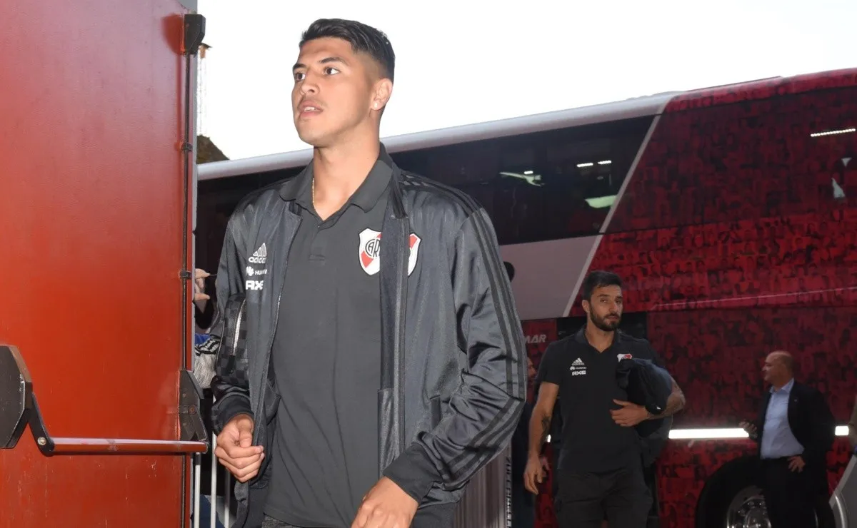 D'Onofrio aseguró que el representante de Palacios busca transferirlo a Real Madrid.