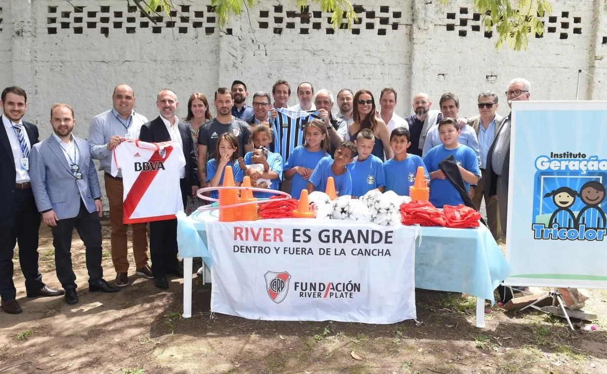 SIN FRONTERAS. El aporte solidario de River también dijo presente en Brasil.