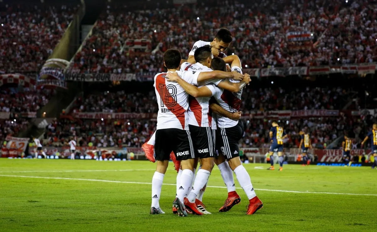 MÁS UNIDOS QUE NUNCA. River por encima de todos, siempre.