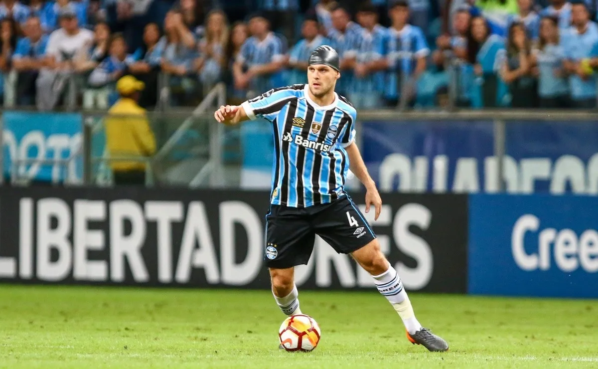 Kannemann aseguró que Gremio siempre busca tener la pelota y atacar.