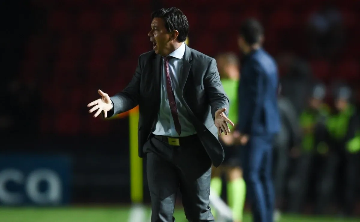 Gallardo ya tiene definido el equipo que saldrá a jugar esta noche