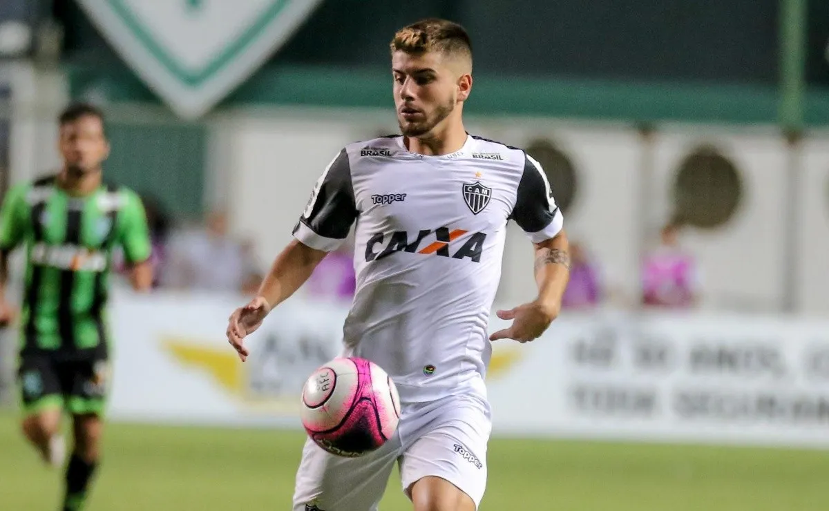Andrade finaliza su préstamo con Atlético Mineiro en diciembre.