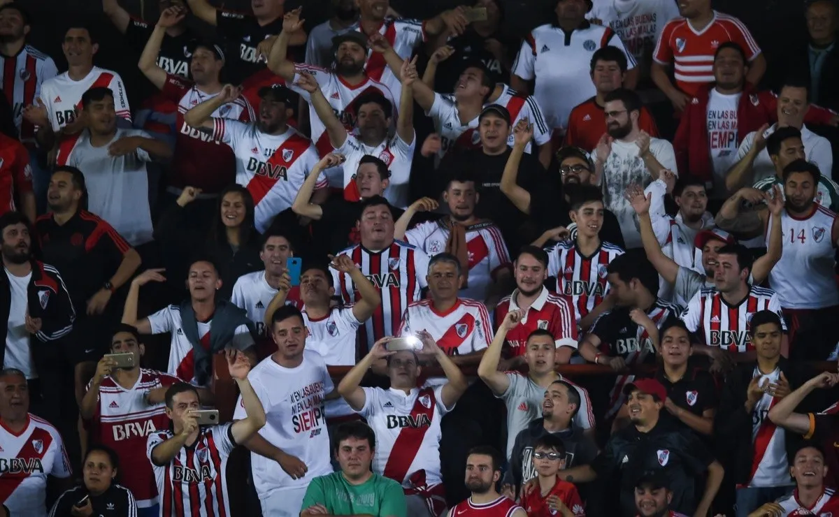 Los hinchas de River colmarán su sector del Arena do Gremio.