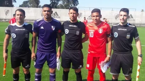 El capitán David Martínez tiene contrato, pero aún no debutó en River. (FOTO: @SeleccionPeru)