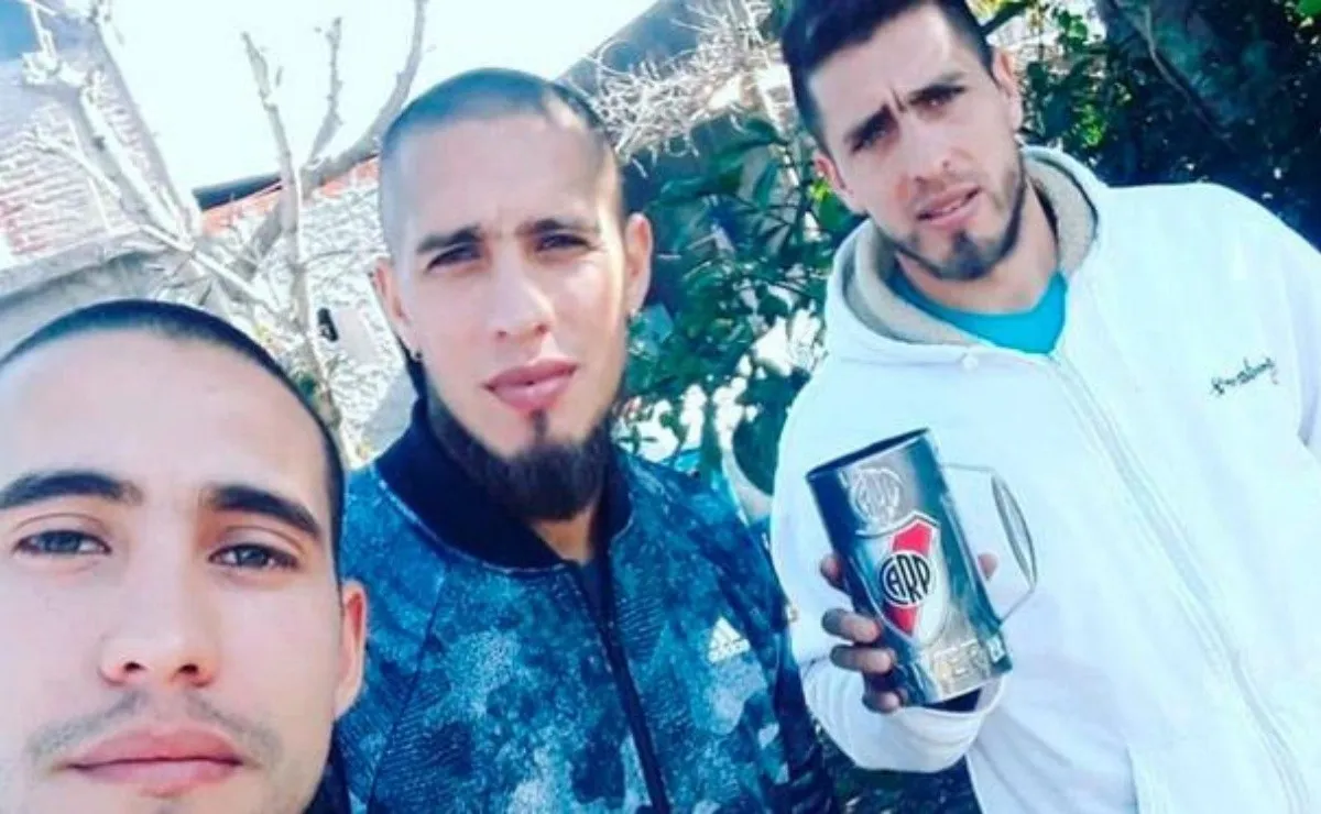 LOS HERMANOS MAIDANA. Ricardo, Jonatan y Matías son fanáticos de River.