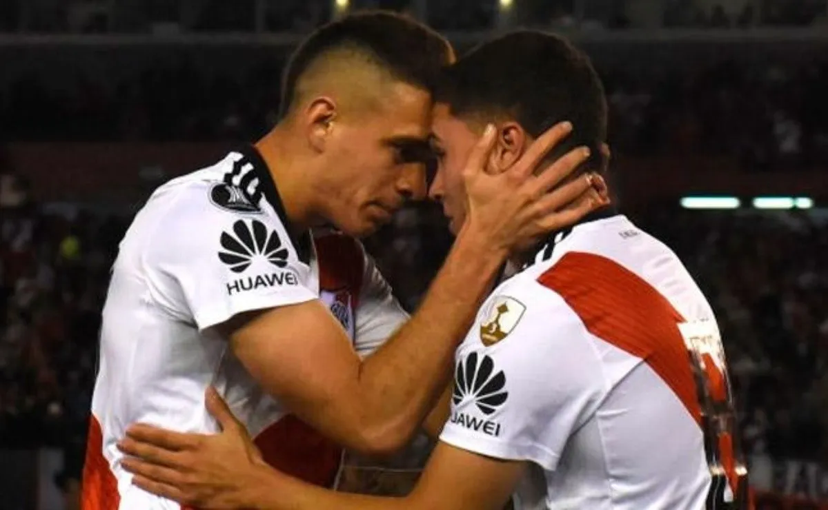 VAMOS TODOS UNIDOS. River está entre los mejores cuatro equipos de América.