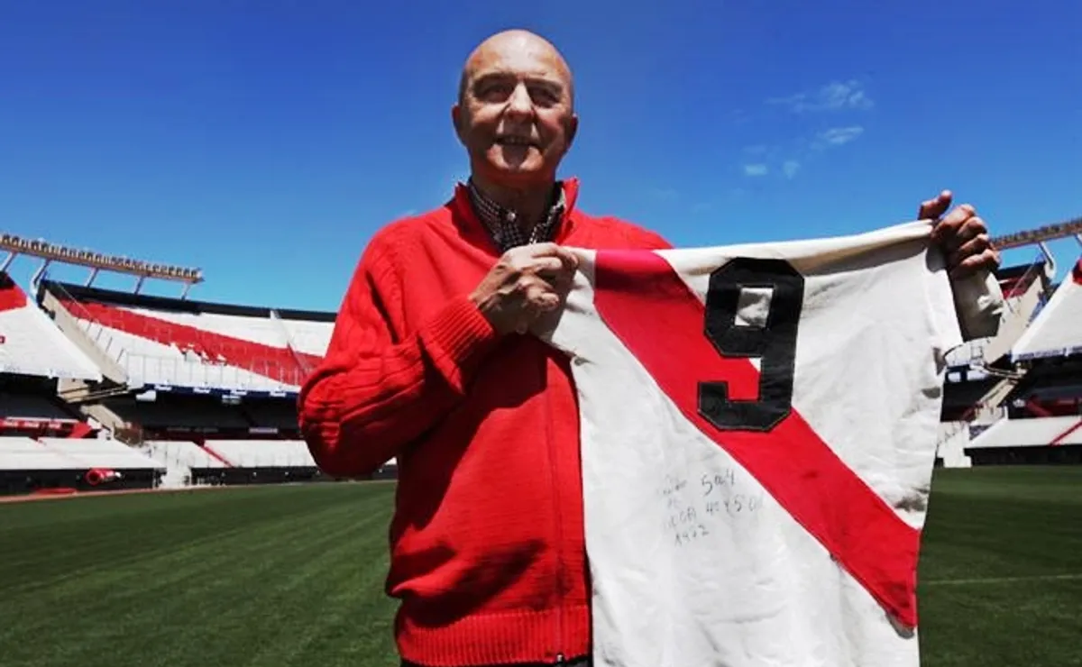 El Puma Morete no escatimó en elogios para Mastantuono.