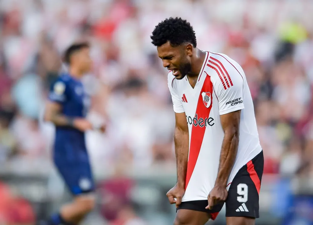 Borja no pudo meterla ante Talleres. (Getty)