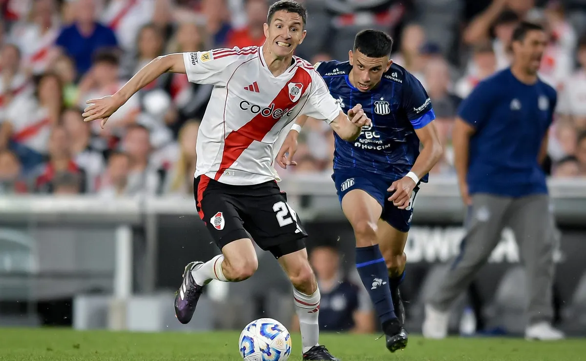 Nacho Fernández podría irse de River.