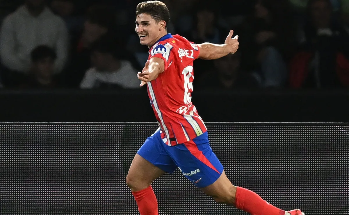 Julián Álvarez festeja su gol ante Celta de Vigo.