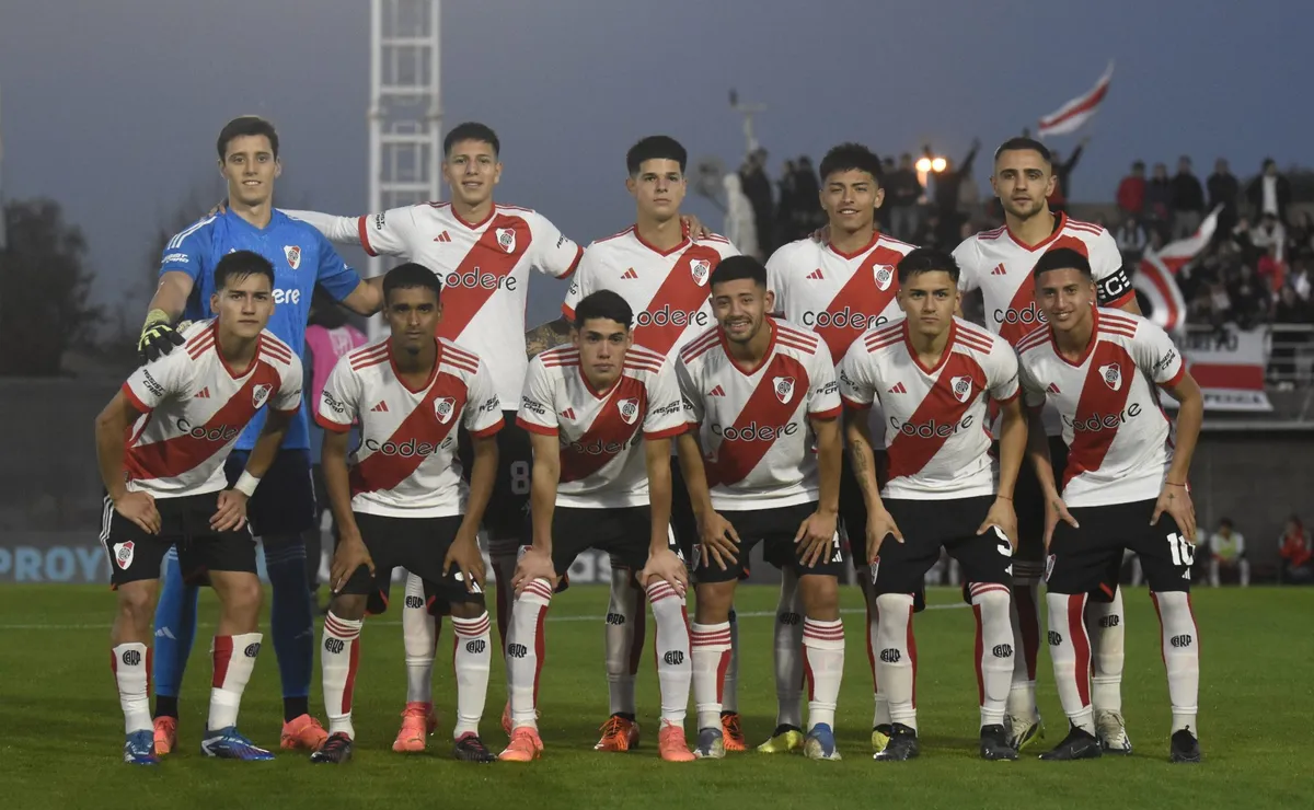 Los juveniles de River que quedarán libres en diciembre (Foto: Prensa River).