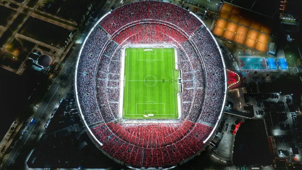 Los hinchas de River no tendrían transporte para regresar tras la vuelta por Copa Libertadores. (Prensa River)