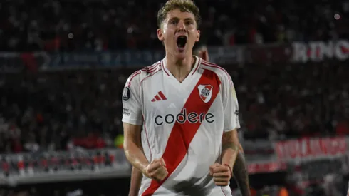 Colidio, más afuera que adentro vs. Mineiro en Brasil (Foto Diego Haliasz / LPM).