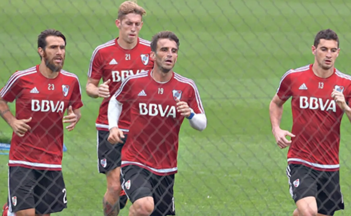 El ex River que estaba libre hace un año y firmó en un club del ascenso de Uruguay