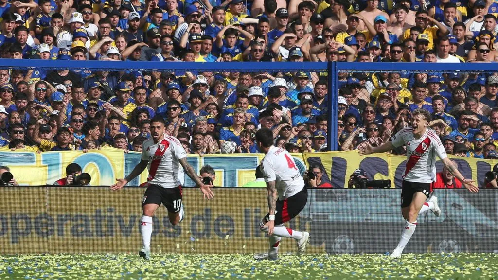 El gol de Lanzini definió un clásico especial (Getty Images)