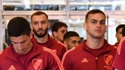 Nicolás Fonseca apareció con un moretón.