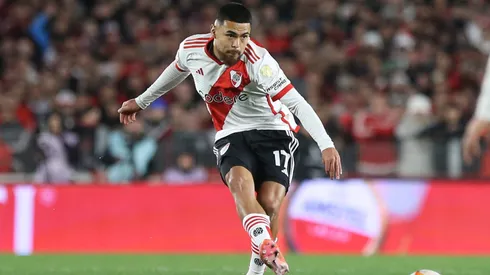 Paulo Díaz fue al banco vs. Platense.