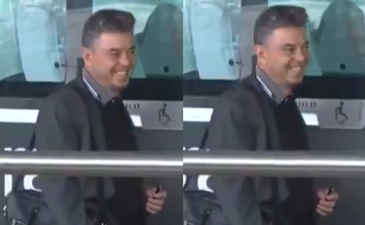 Viral: el gesto de Gallardo a los hinchas antes de salir rumbo a La Bombonera