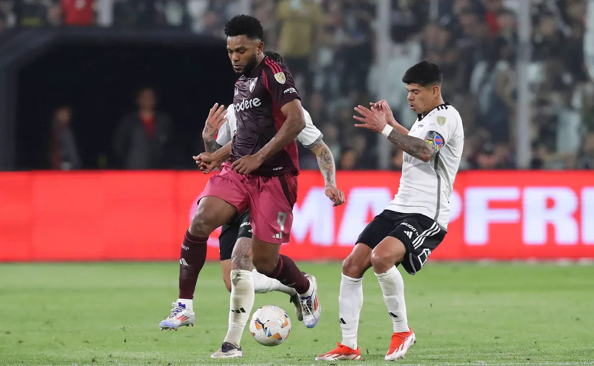 River y Colo Colo se juegan el paso a semi.