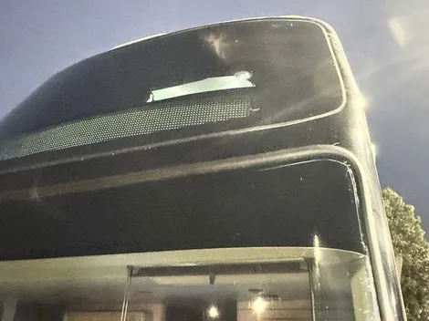 El micro de River fue apedreado en la llegada al estadio