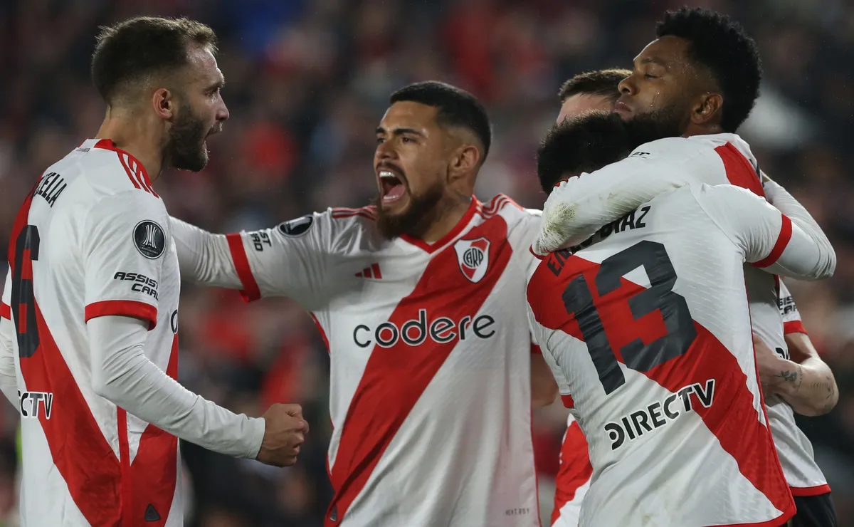 Los jugadores de River, a puro festejo.
