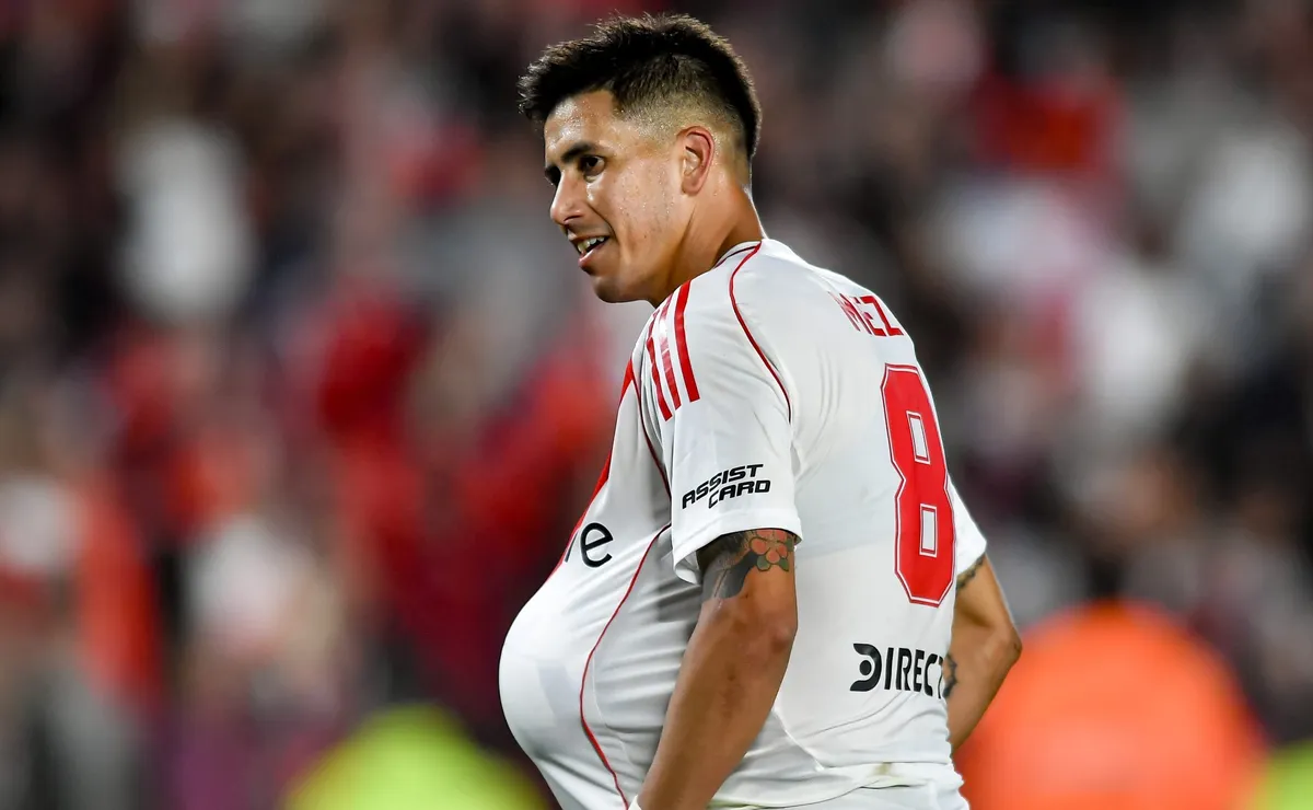 Maxi Meza no está al 100% de su dolor en el tobillo izquierdo.