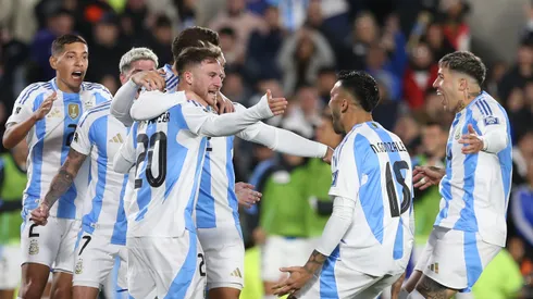 BUENOS AIRES, ARGENTINA – SEPTEMBER 05: Alexis Mac Allister of Argentina celebrates after scoring the team's first goal with teammates during the FIFA World Cup 2026 Qualifier match between Argentina and Chile at Estadio Más Monumental Antonio Vespucio Liberti on September 05, 2024 in Buenos Aires, Argentina. (Photo by Daniel Jayo/Getty Images)