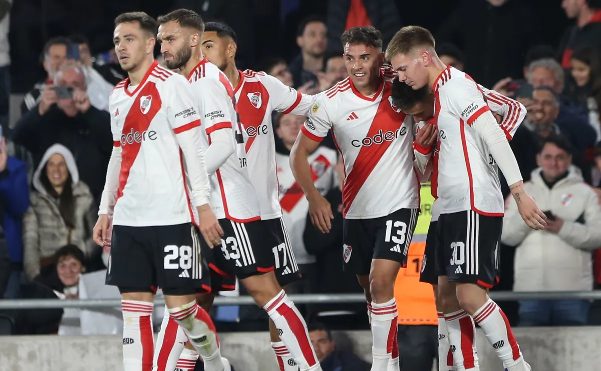 River se prepara para jugar un mes agitado.