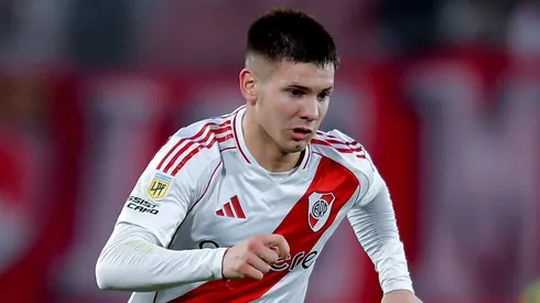 Mastantuono llama la atención de gigantes de Europa: tiene contrato hasta diciembre de 2026.