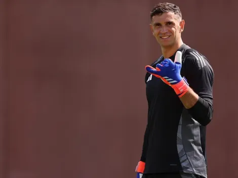 Dibu Martínez festejó su cumpleaños N°32 con dos jugadores de River